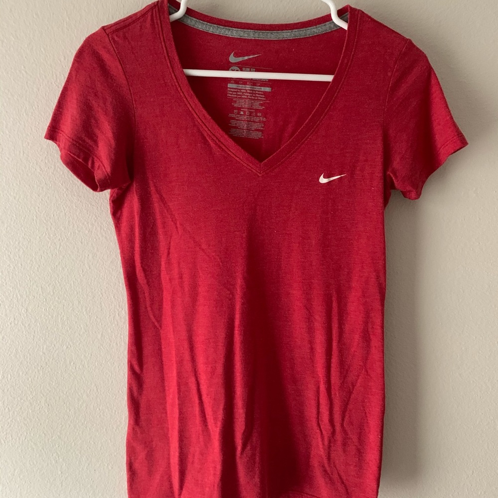 Nike Dry Fit Women’s V-Neck t-shirt XS